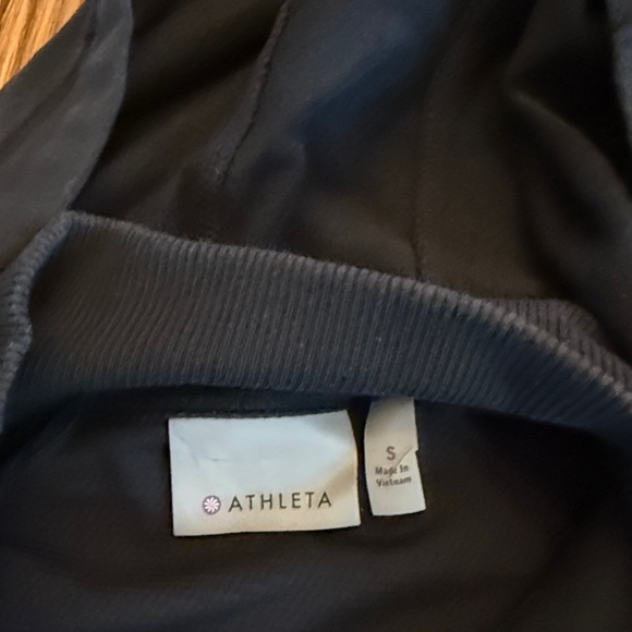 Athleta long sleeve athleisure bundle - size small - Picture 3 of 11